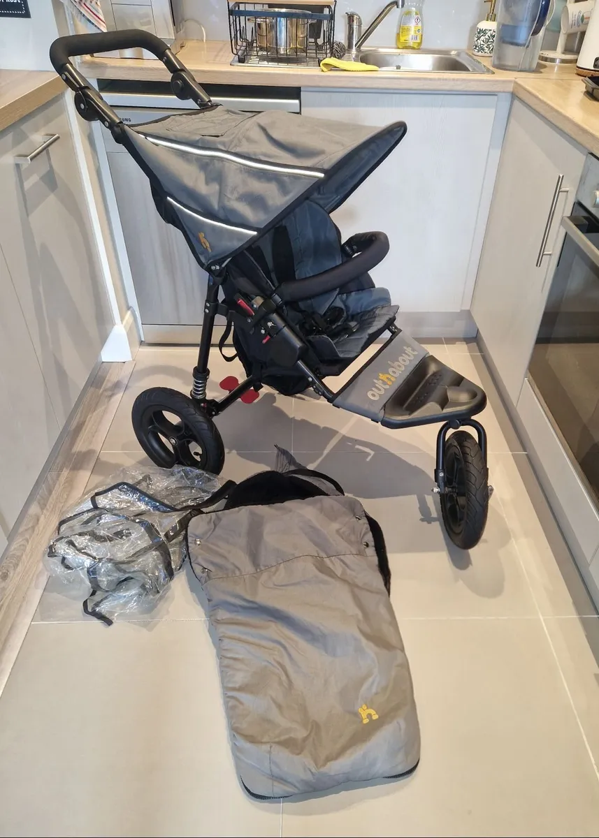 Out N About Single stroller - Image 1