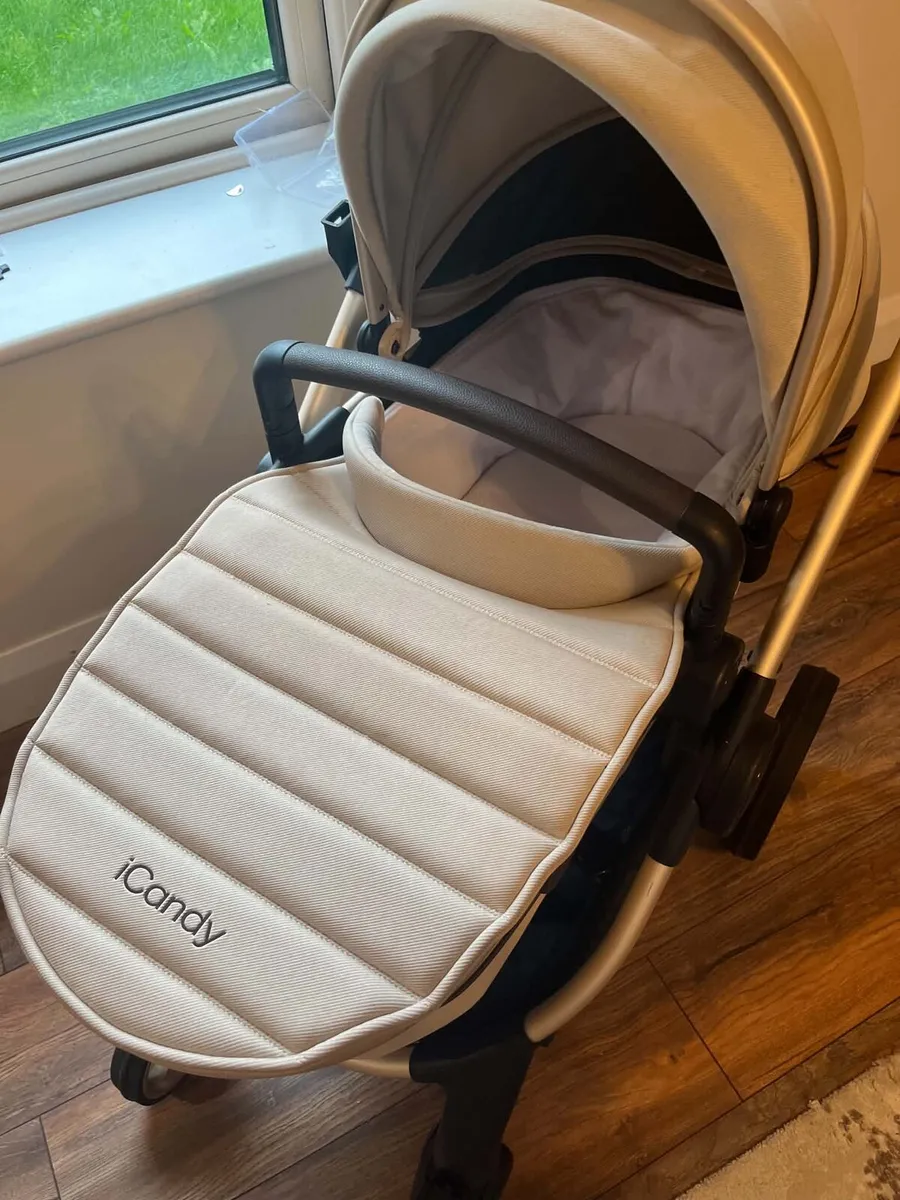 I candy peach 7 travel system - Image 4