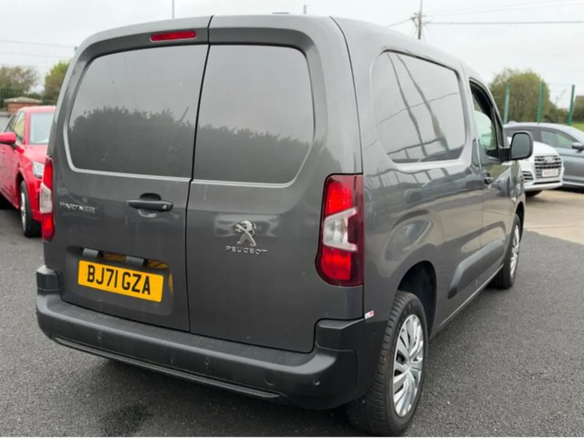 Peugeot Partner BLUEHDI PROFESSIONAL PREMIUM L1 - Image 4
