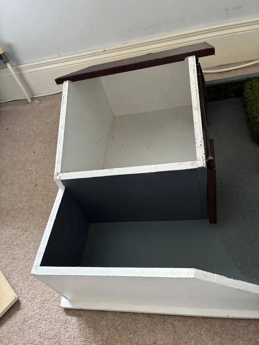 Toy farm building - Image 2