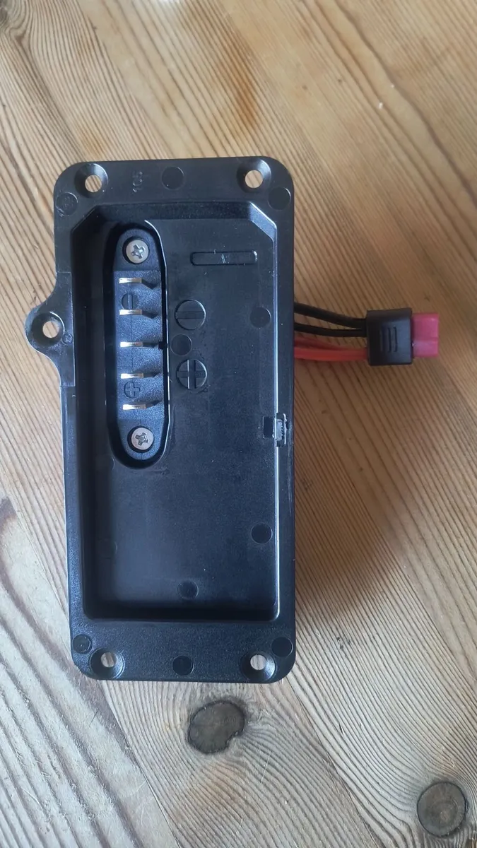 Engwe EP-2 Pro charging port is a battery charge - Image 2