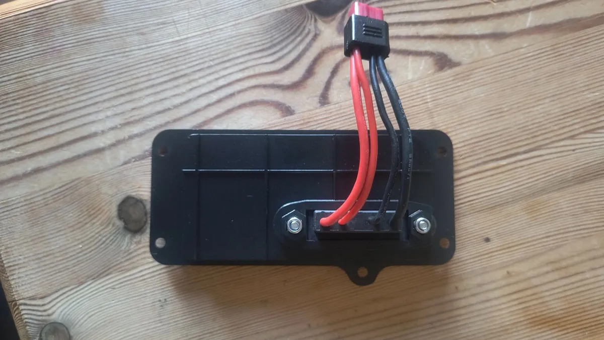 Engwe EP-2 Pro charging port is a battery charge - Image 4