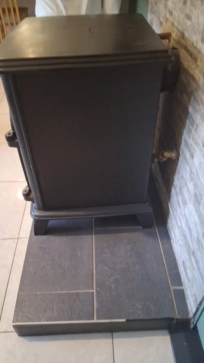 Stove - Image 2