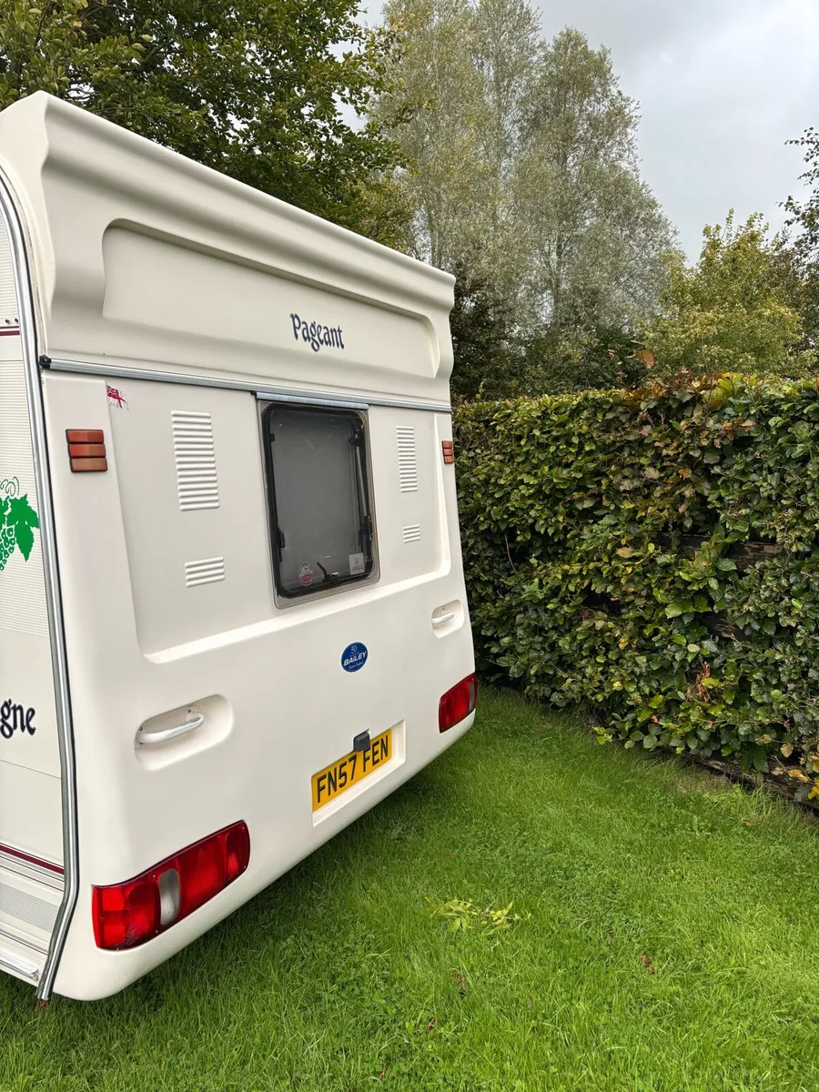 Bailey Pageant 4 berth caravan for sale - Image 4