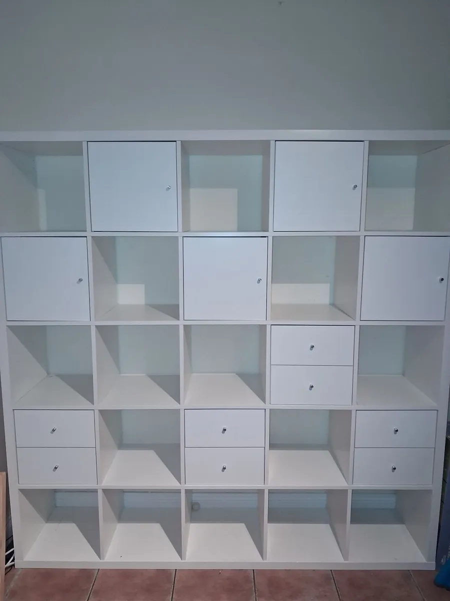 Storage units - Image 1