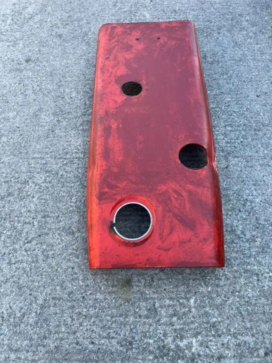 MF 3070 Panels and Bonnet - Image 4