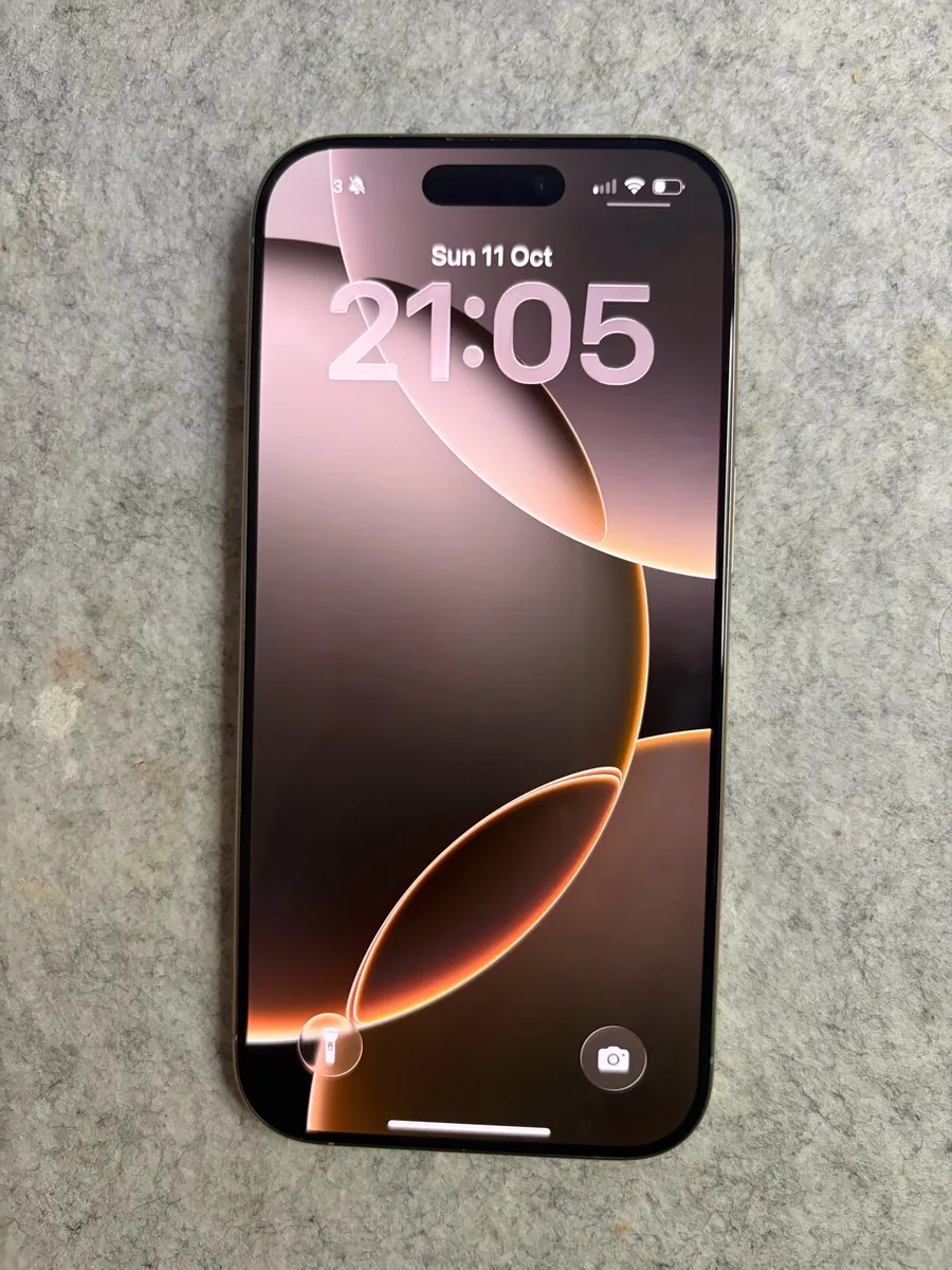 iPhone 16 Pro 128GB - Image 3