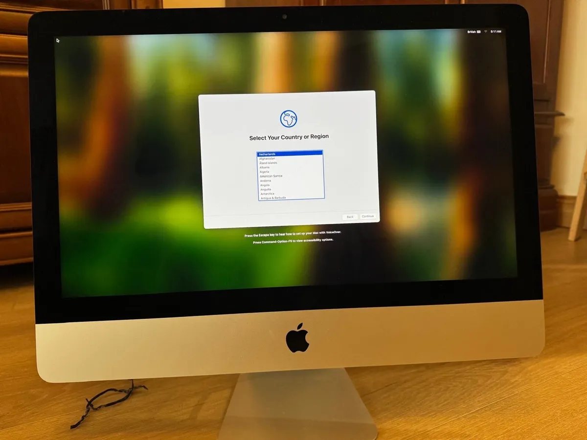 Apple iMac 21.5” 4K - Image 3