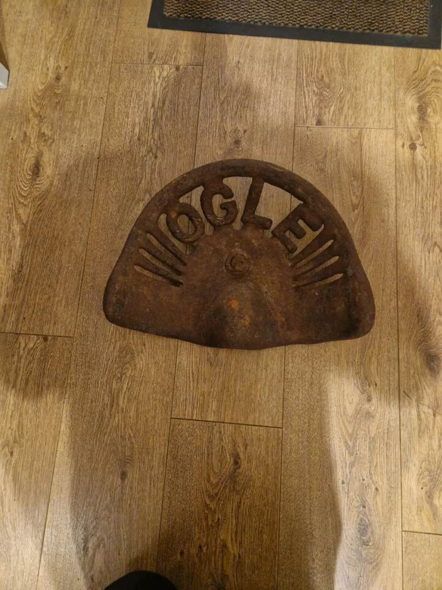 OGLE cast iron seat original