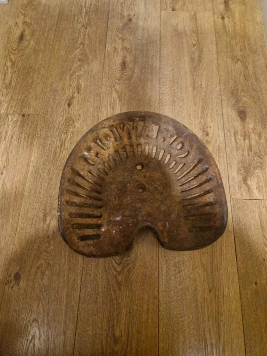 Original Howard cast iron seat