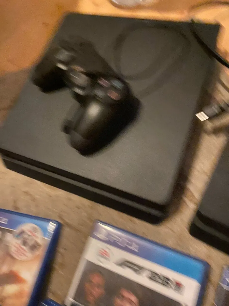 2 Ps4 consoles - Image 4