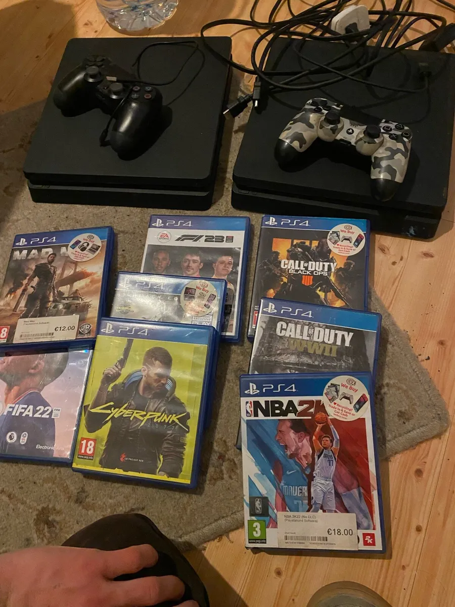 2 Ps4 consoles - Image 1