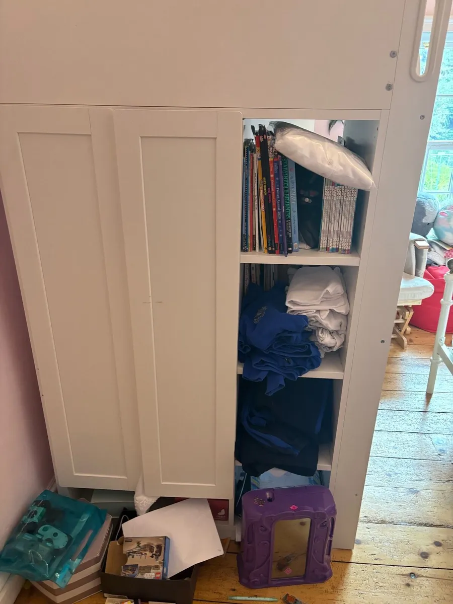 Smastad Ikea bunk bed and desk- for take away - Image 1