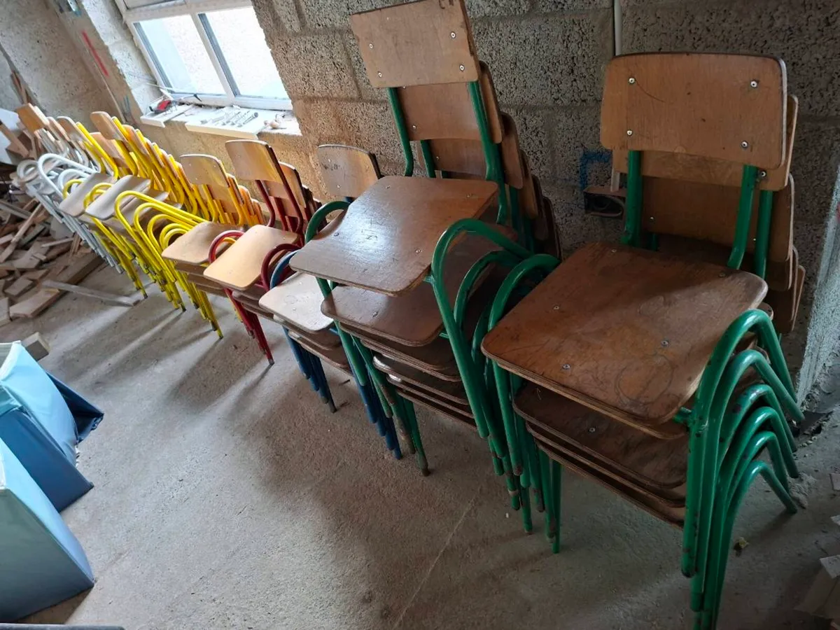 Old school chairs - Image 4