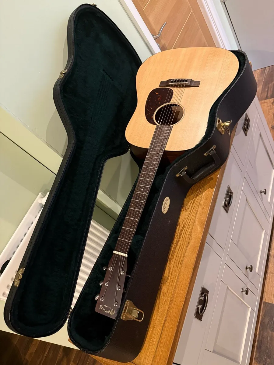Martin D-15 Special Acoustic + Original Case - Image 1
