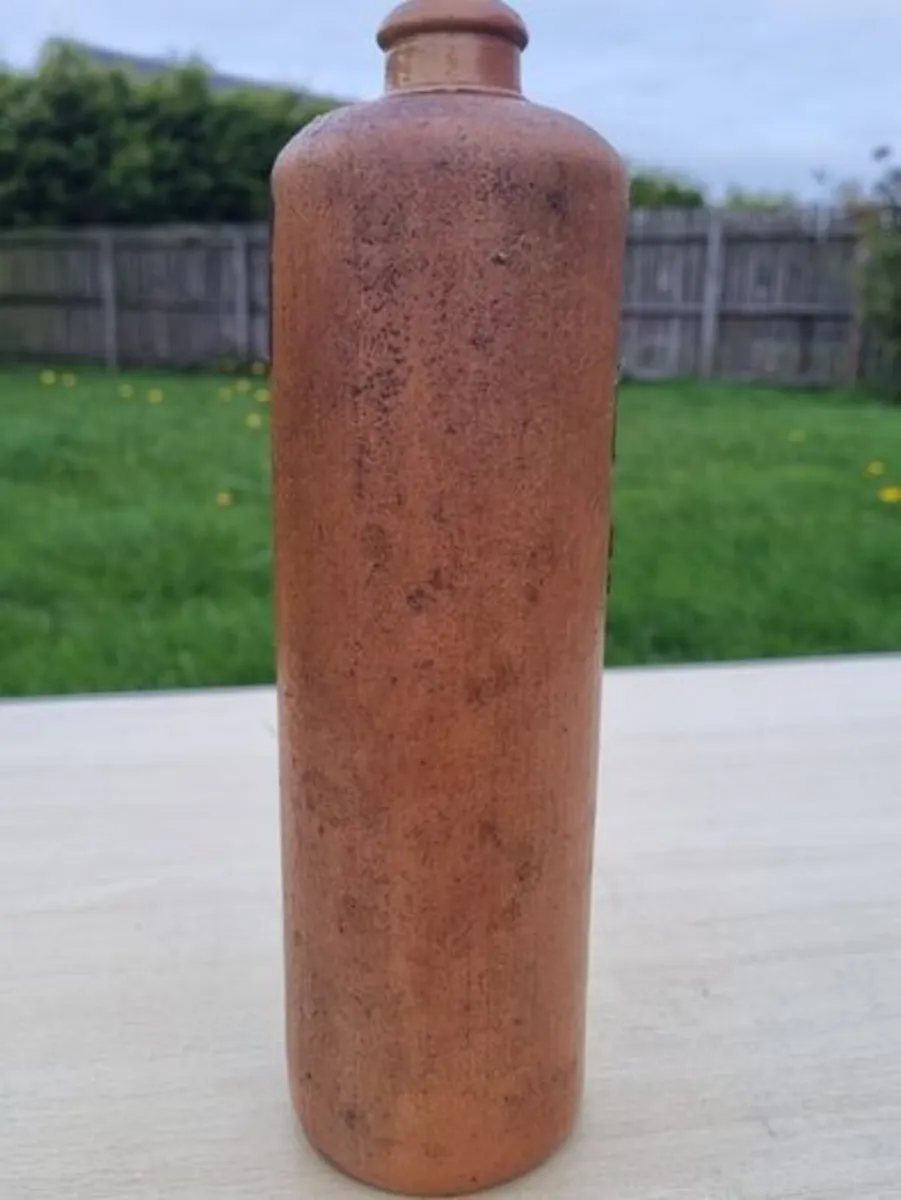 Antique stoneware bottle for Dutch gin (jenever) - Image 4