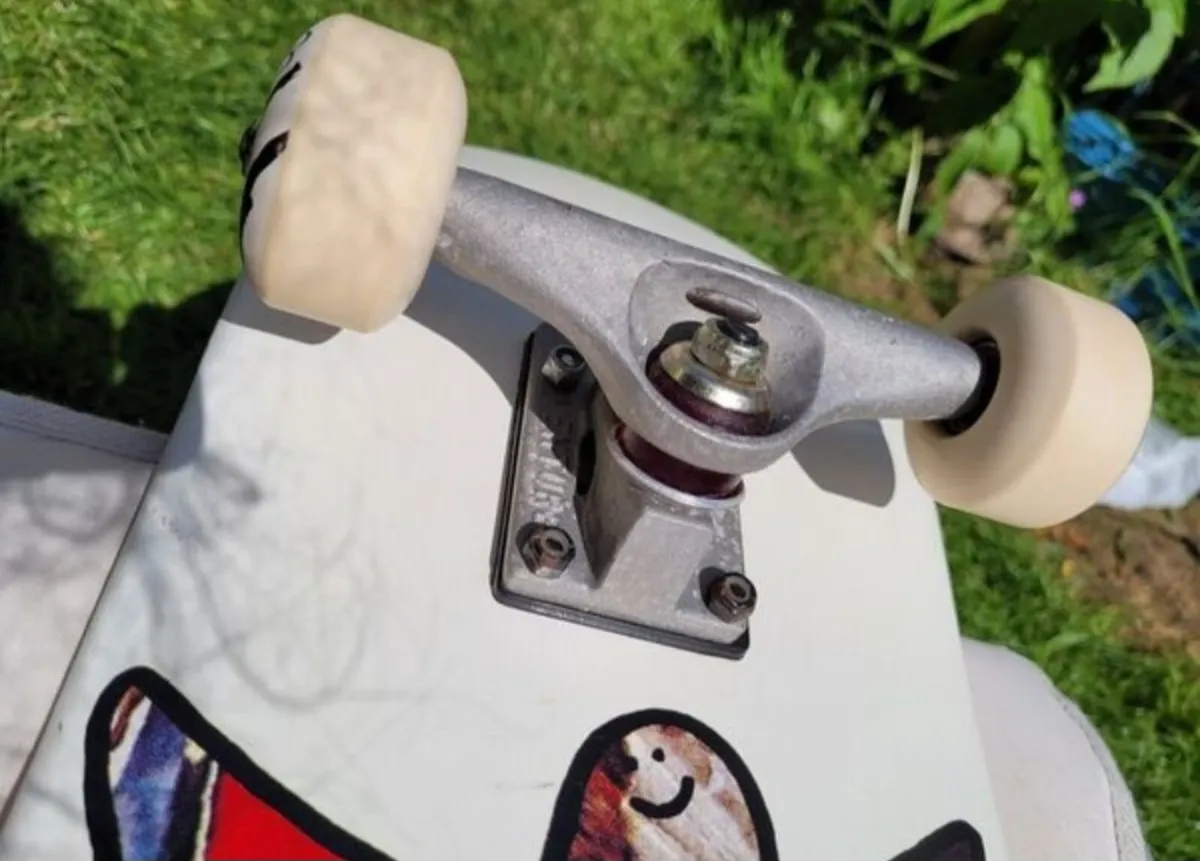 Mark Gonzalez Limited Edition Skateboard - Image 3