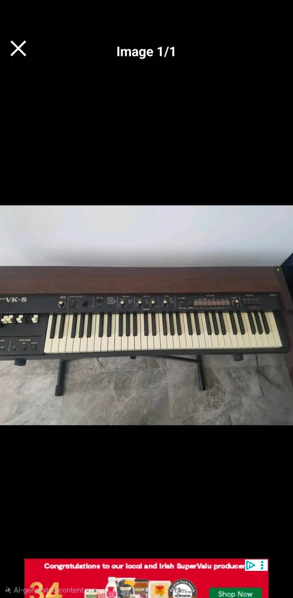 Roland Vk8 Organ with Flightcase.