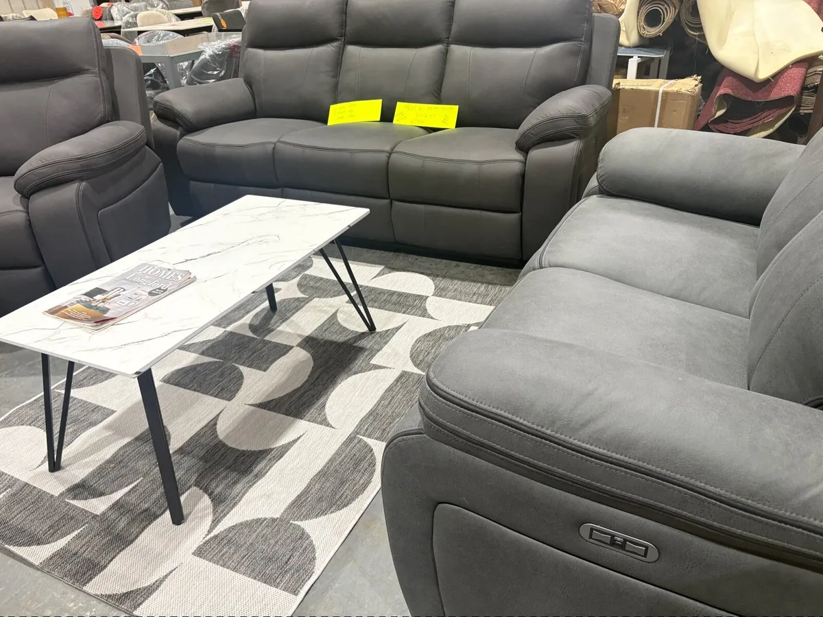 Electric Recliners - Image 3