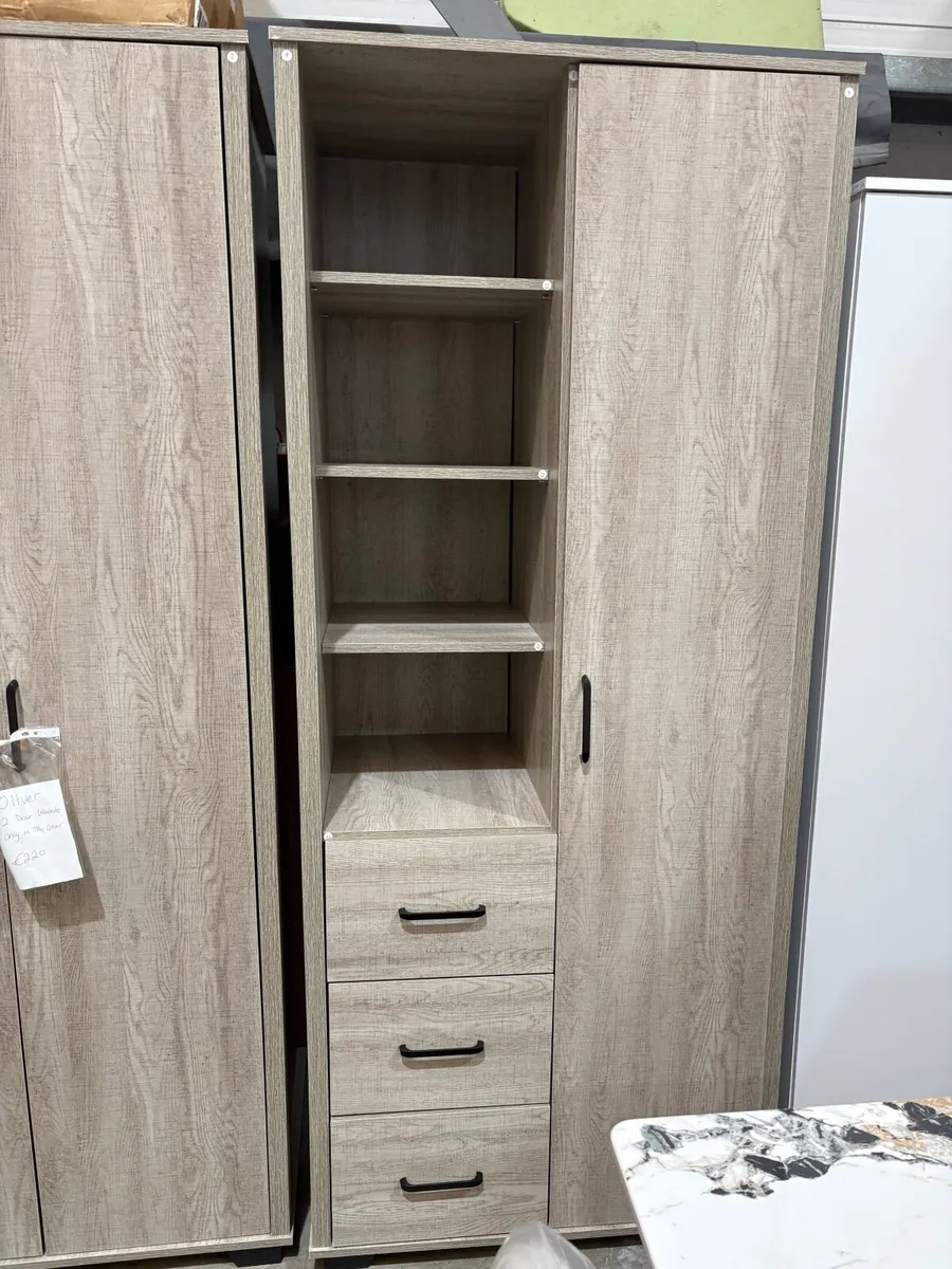Wardrobes, chest of drawers, bedside lockers - Image 4