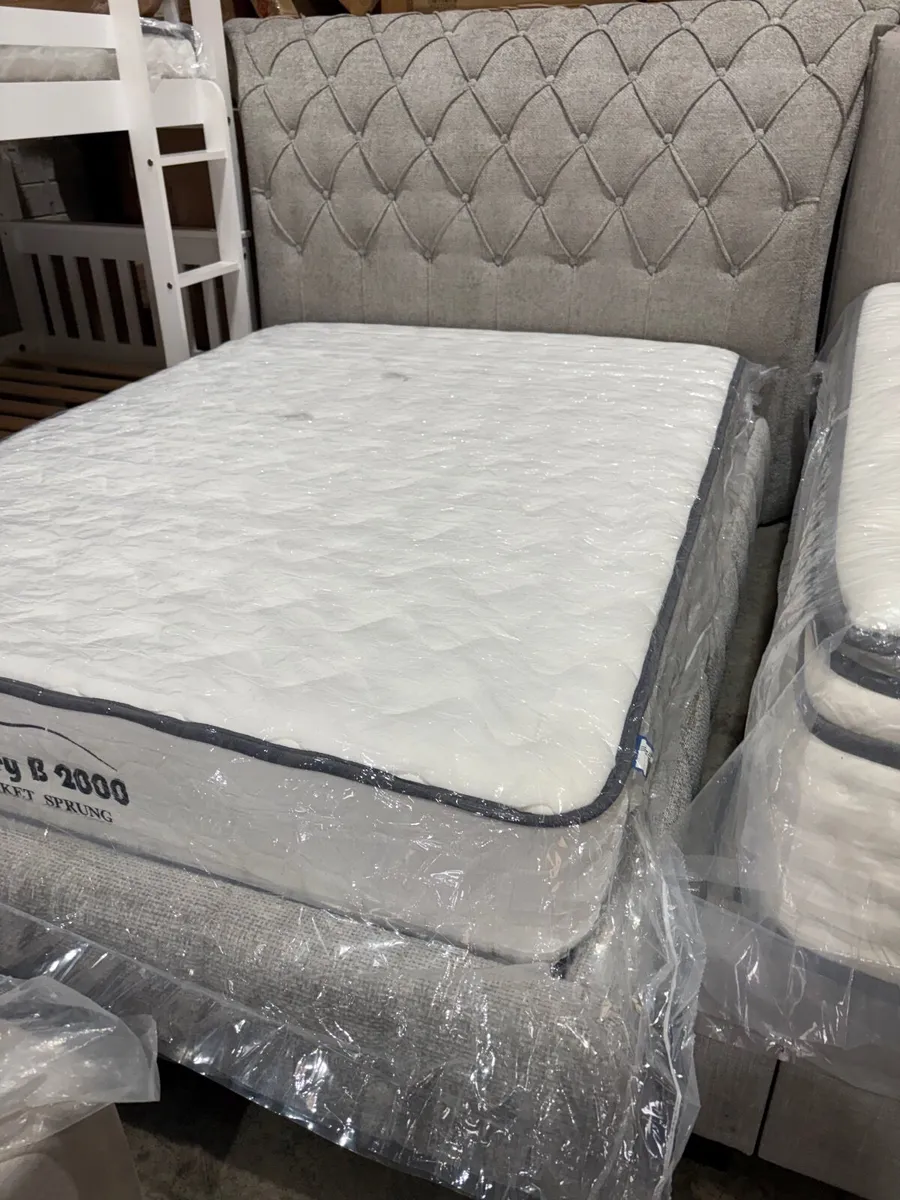 Beds and mattresses - Image 3