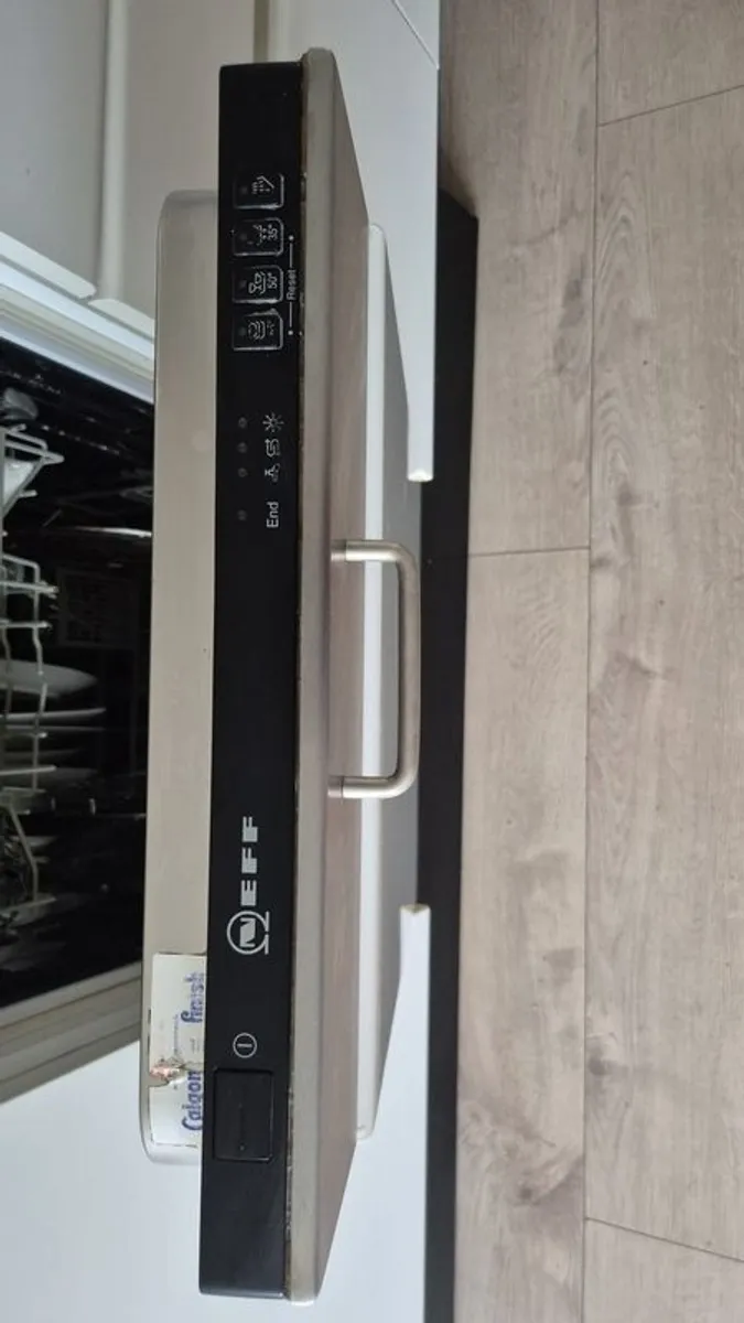 Kitchen - SieMatic White Gloss with Integrated Appliances - Image 3