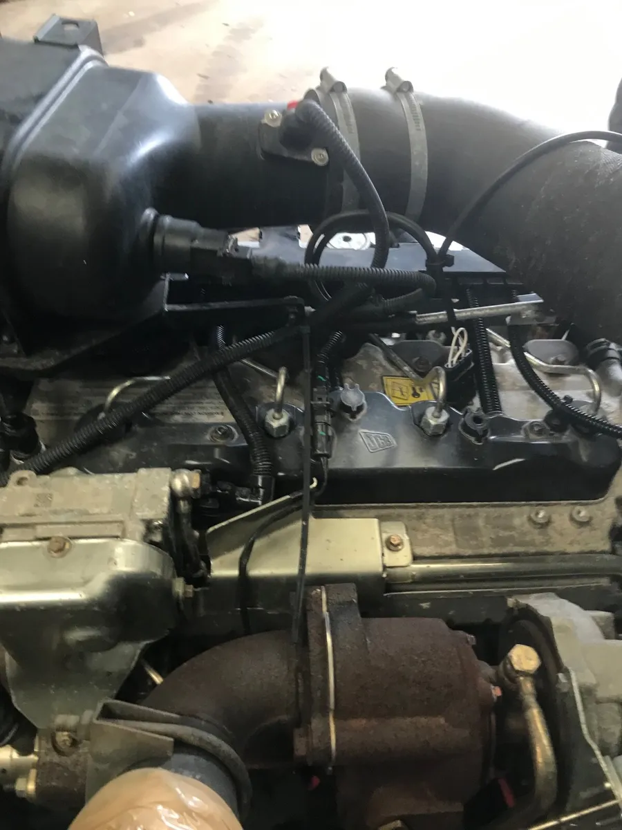 J C B engine - Image 4