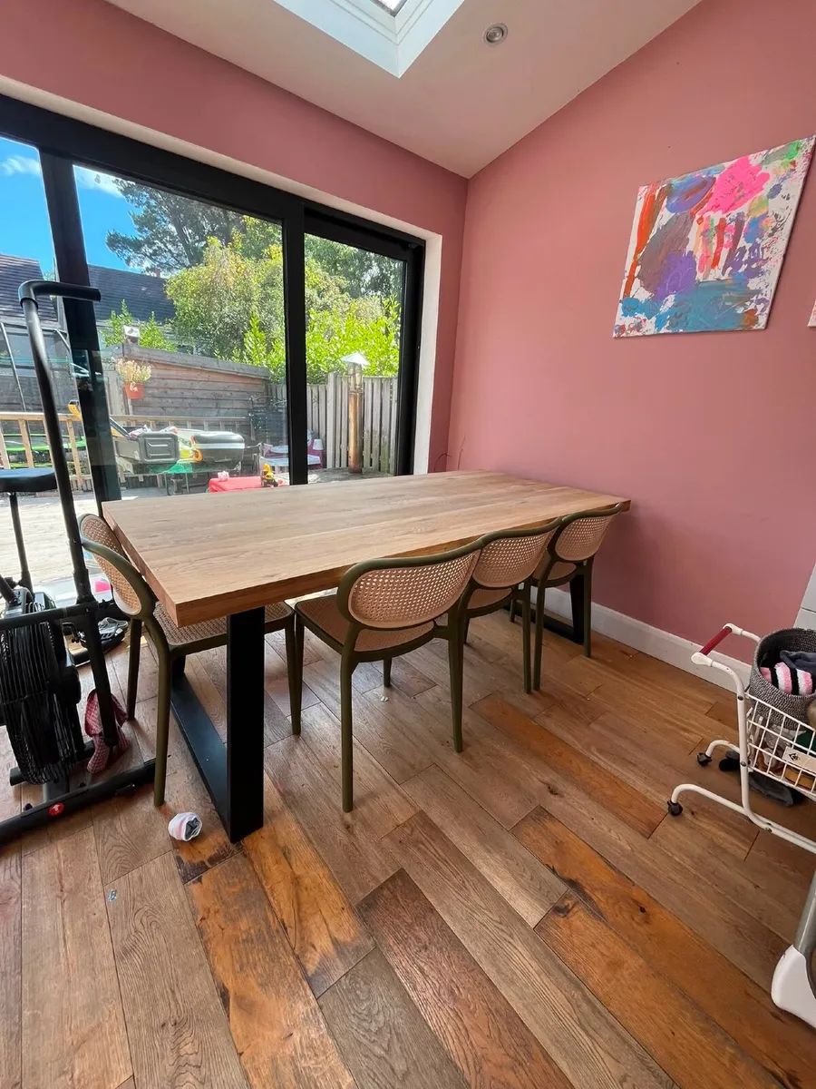Solid Oak Dining Table and bench - Image 4