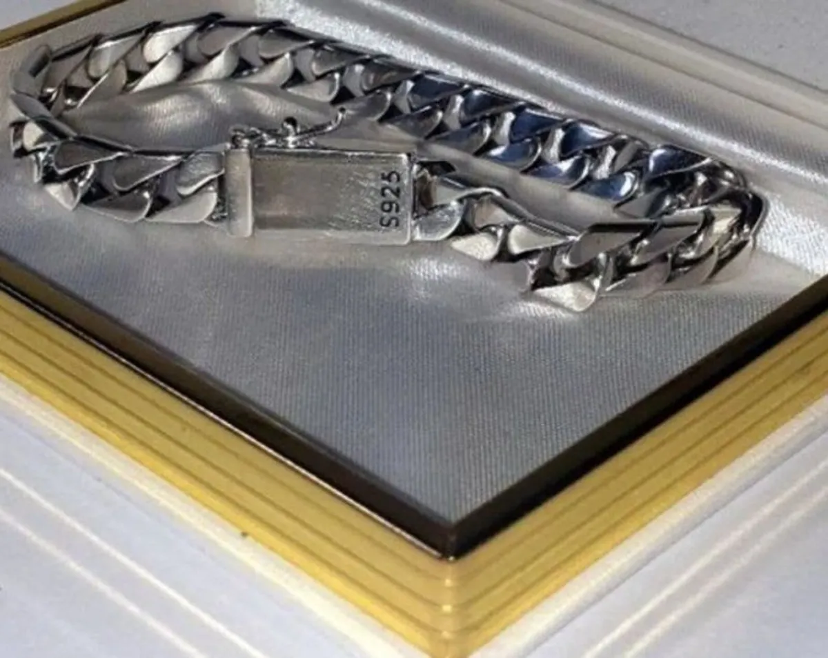 Vintage Sterling Silver Cuban Link Bracelet - Image 3