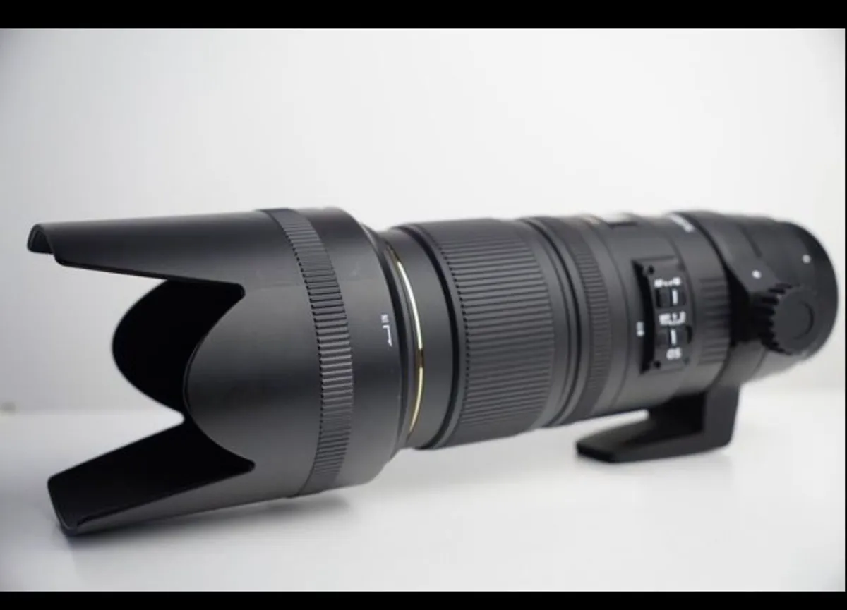 Sigma 70-200mm f/2.8 Canon EF mount - Image 1
