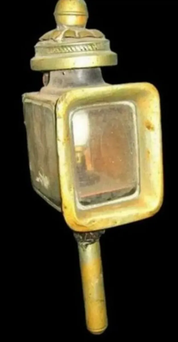 Vintage Original Carriage/Buggy Lamp - Image 2