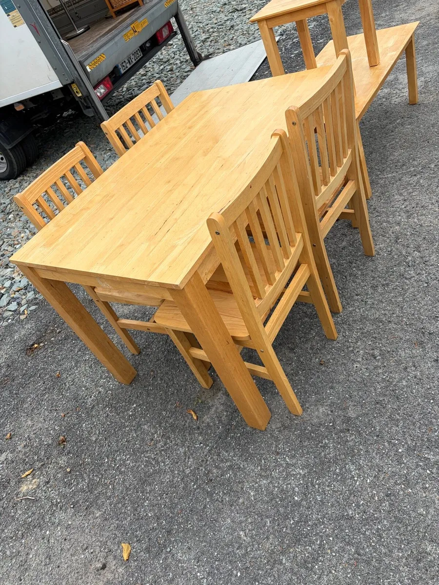 oak kitchen table + 4 chairs - Image 4