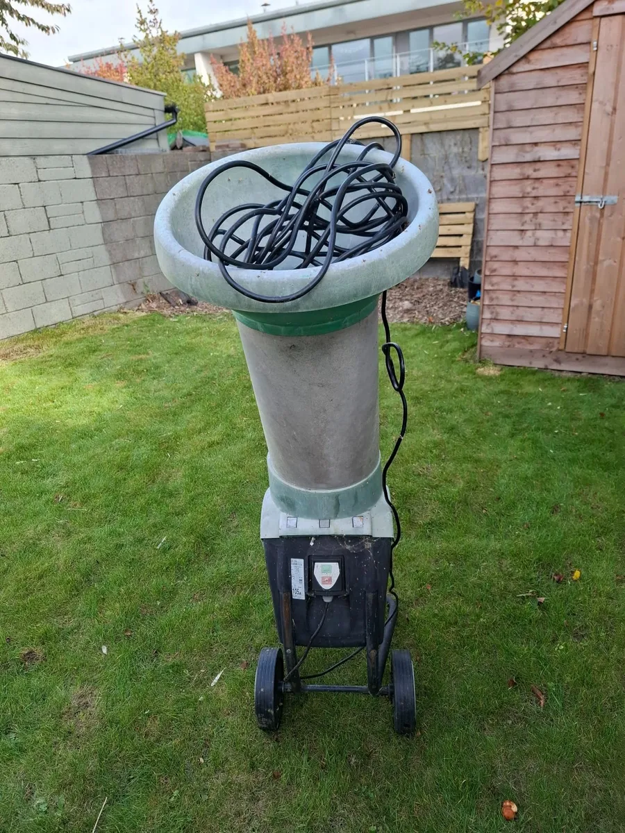 Garden shredder - Image 1