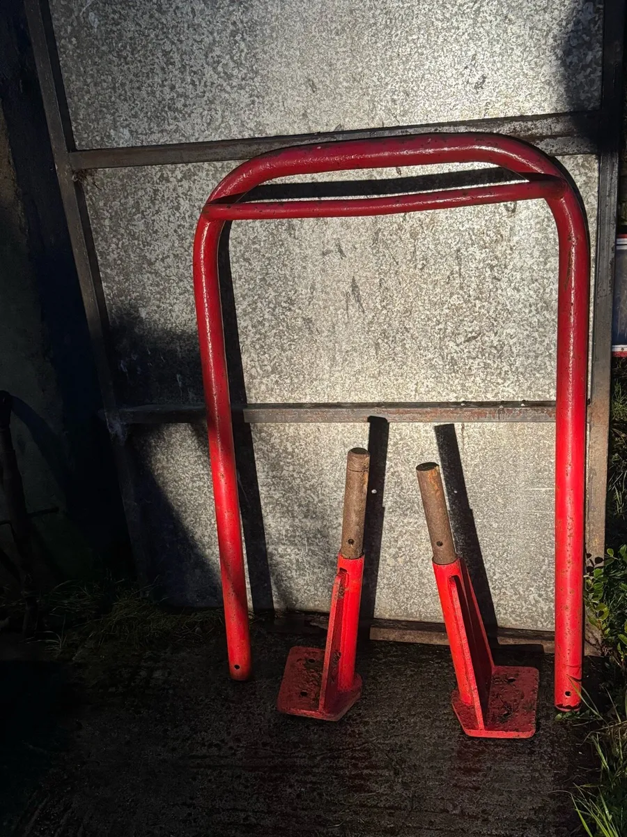 Factory Roll bar for Massey Ferguson - Image 1