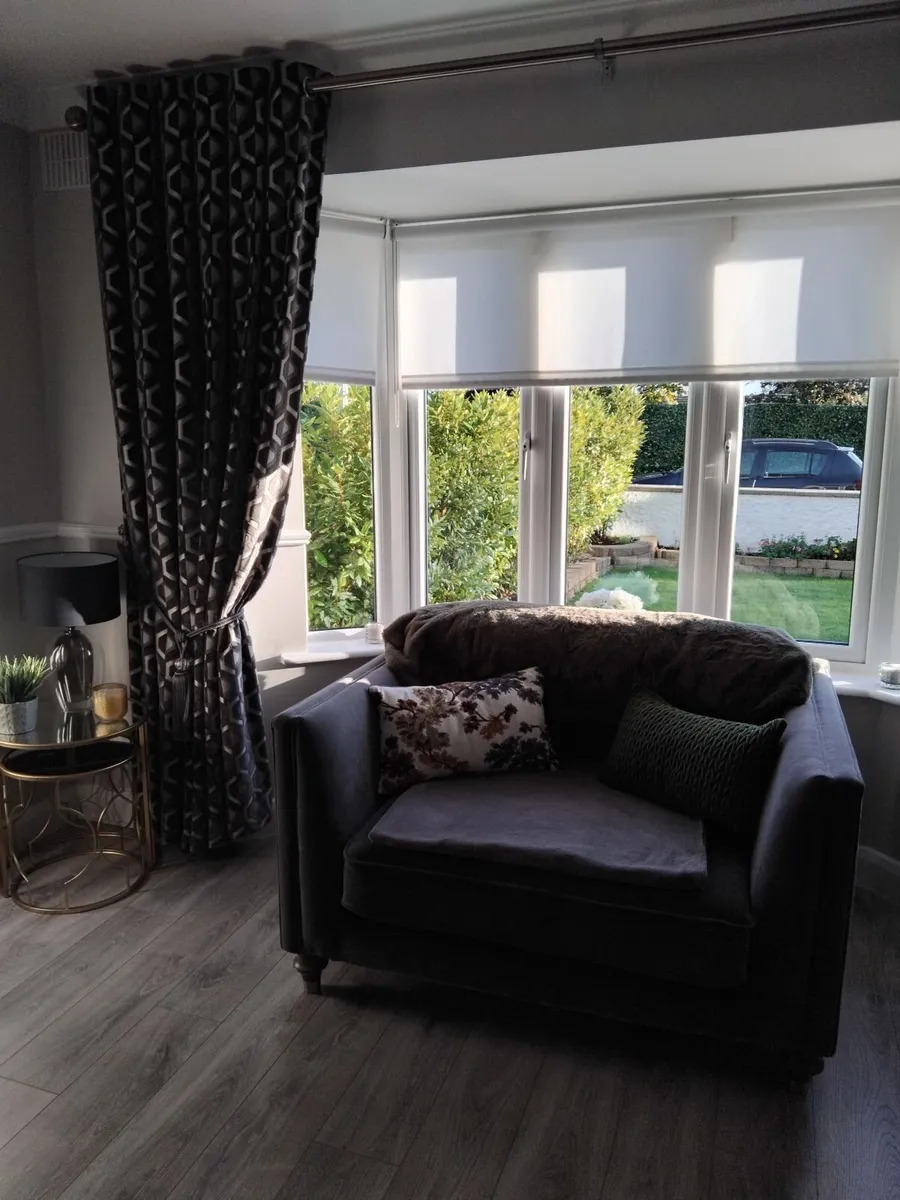 Curtains - Image 1