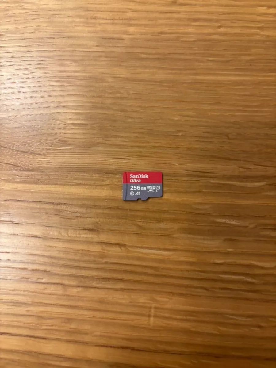 Nintendo Switch - Image 2