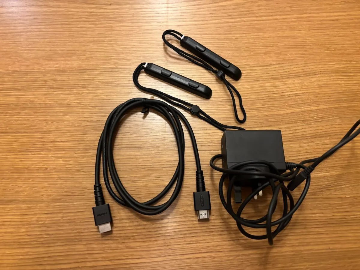 Nintendo Switch - Image 4