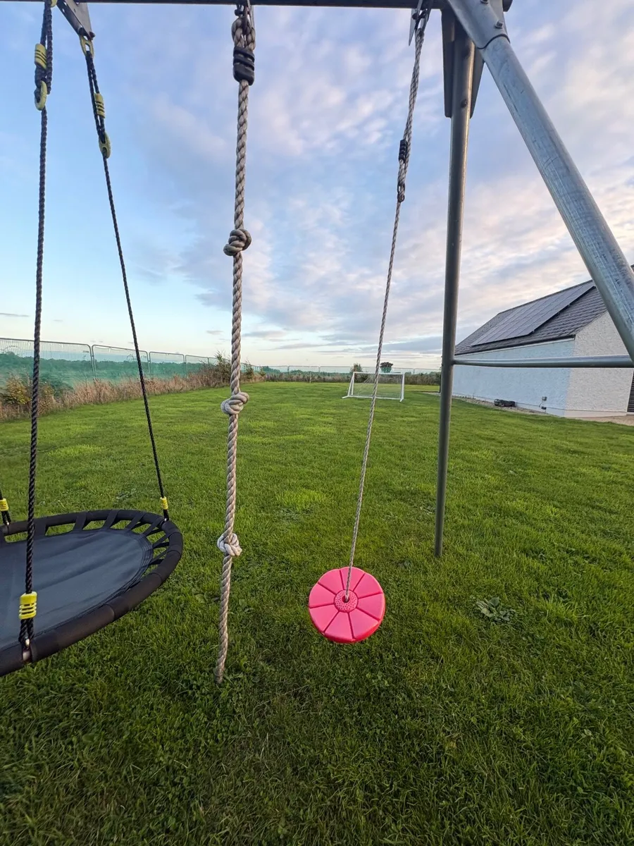 Swings - Image 4