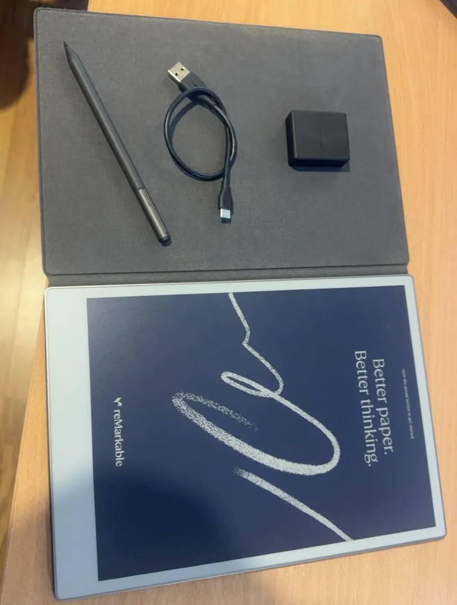 reMarkable 2 + Marker Plus + Black Folio + Accesso - Image 2