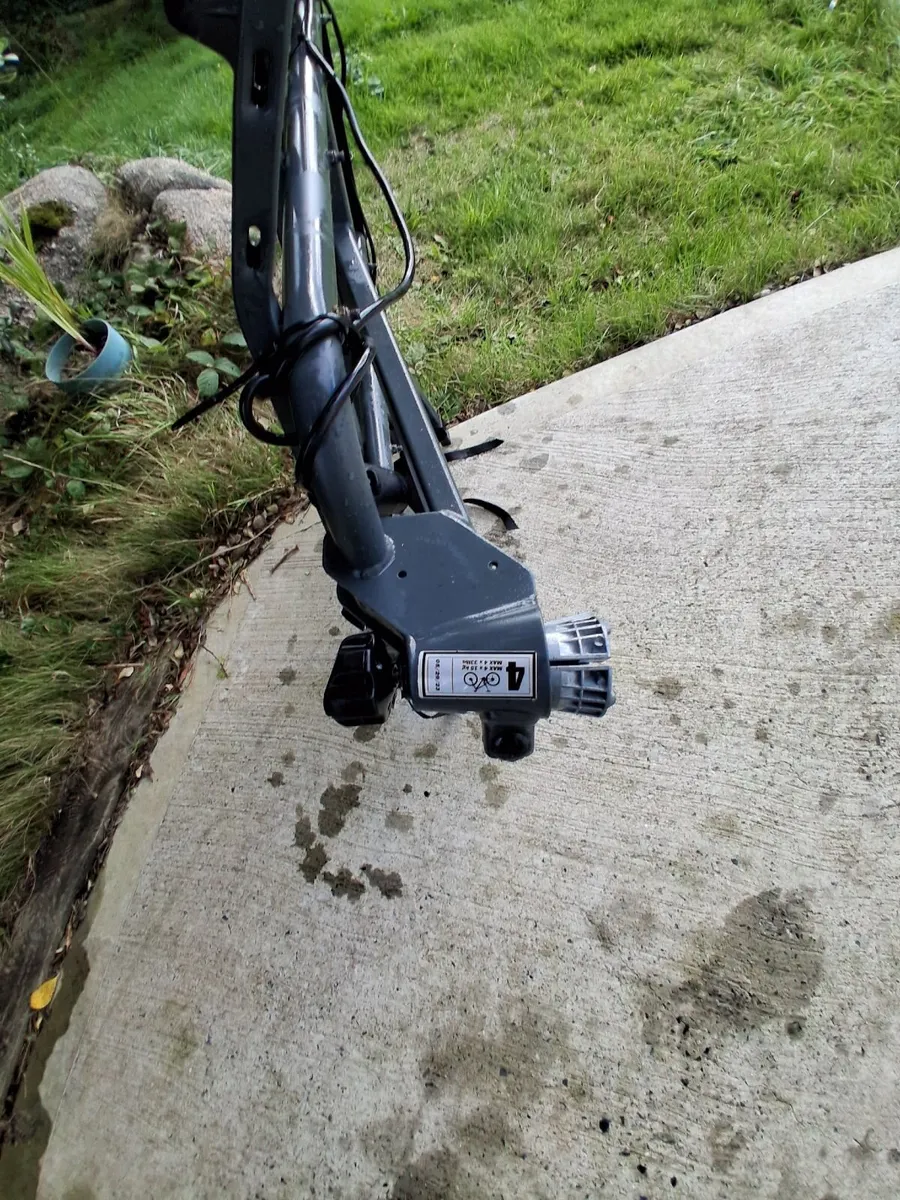 4 BIKE TOWBAR CARRIER RACK - Image 2