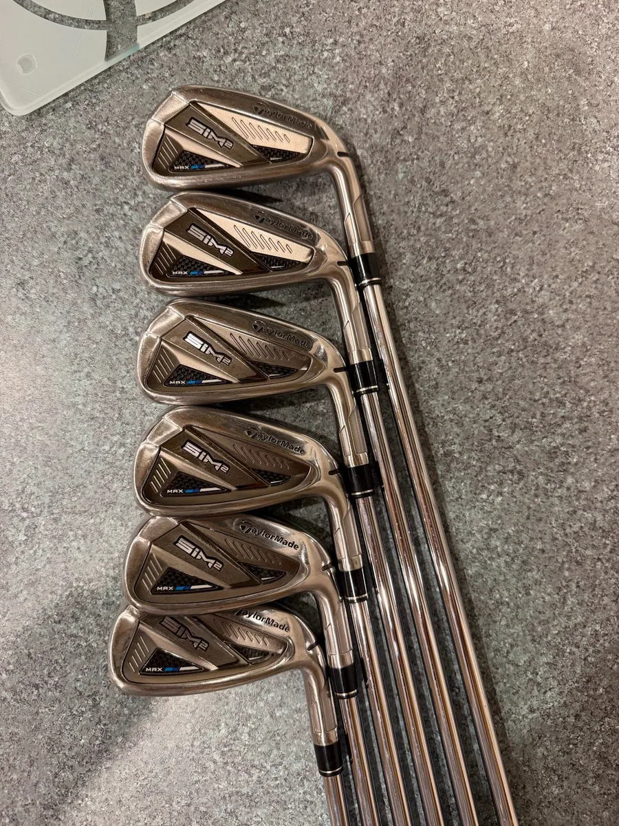 Taylormade sim 2 max irons - Image 1