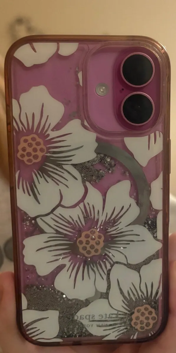 iPhone 16 pink 128gb, screen protector and case - Image 4
