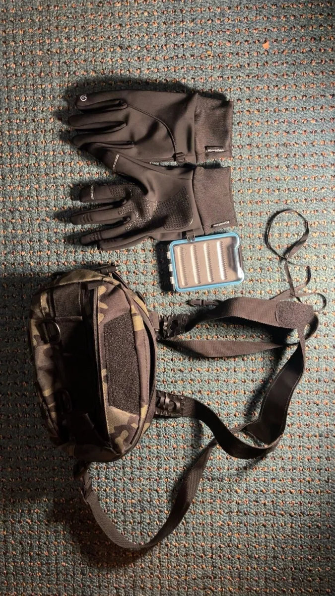 Fishing gear - Image 1