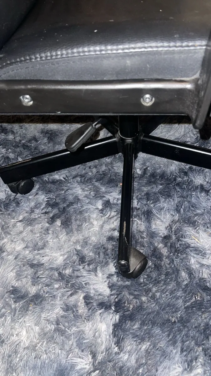 Office chair - Image 4