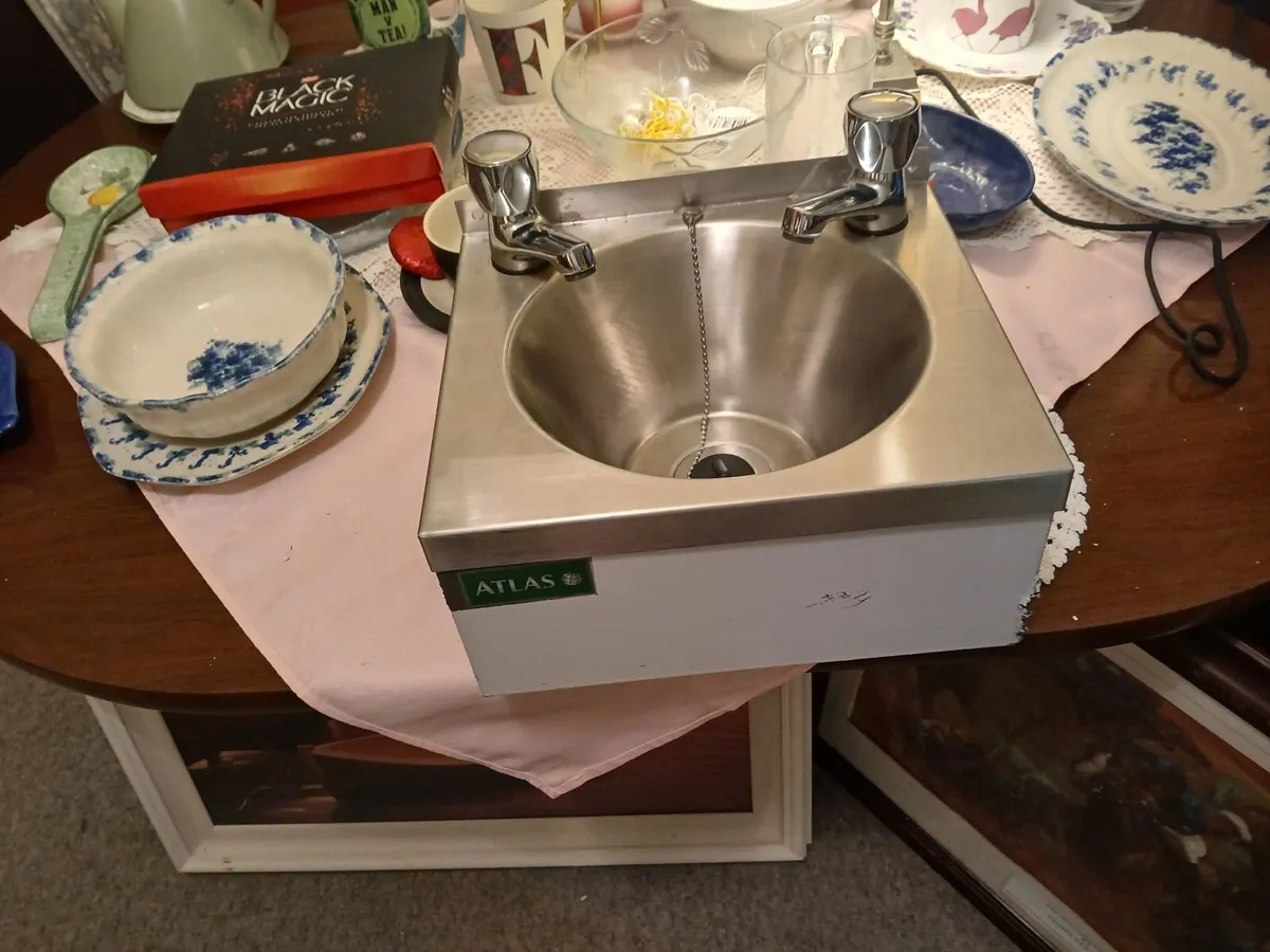 Personal sink unit complete delivered - Image 3