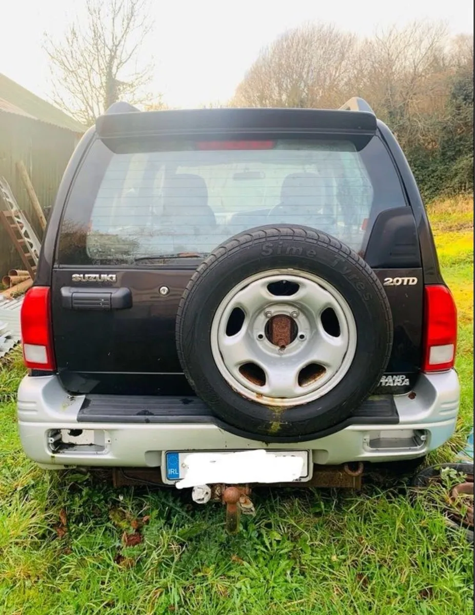 Suzuki grand vitara breaking - Image 2