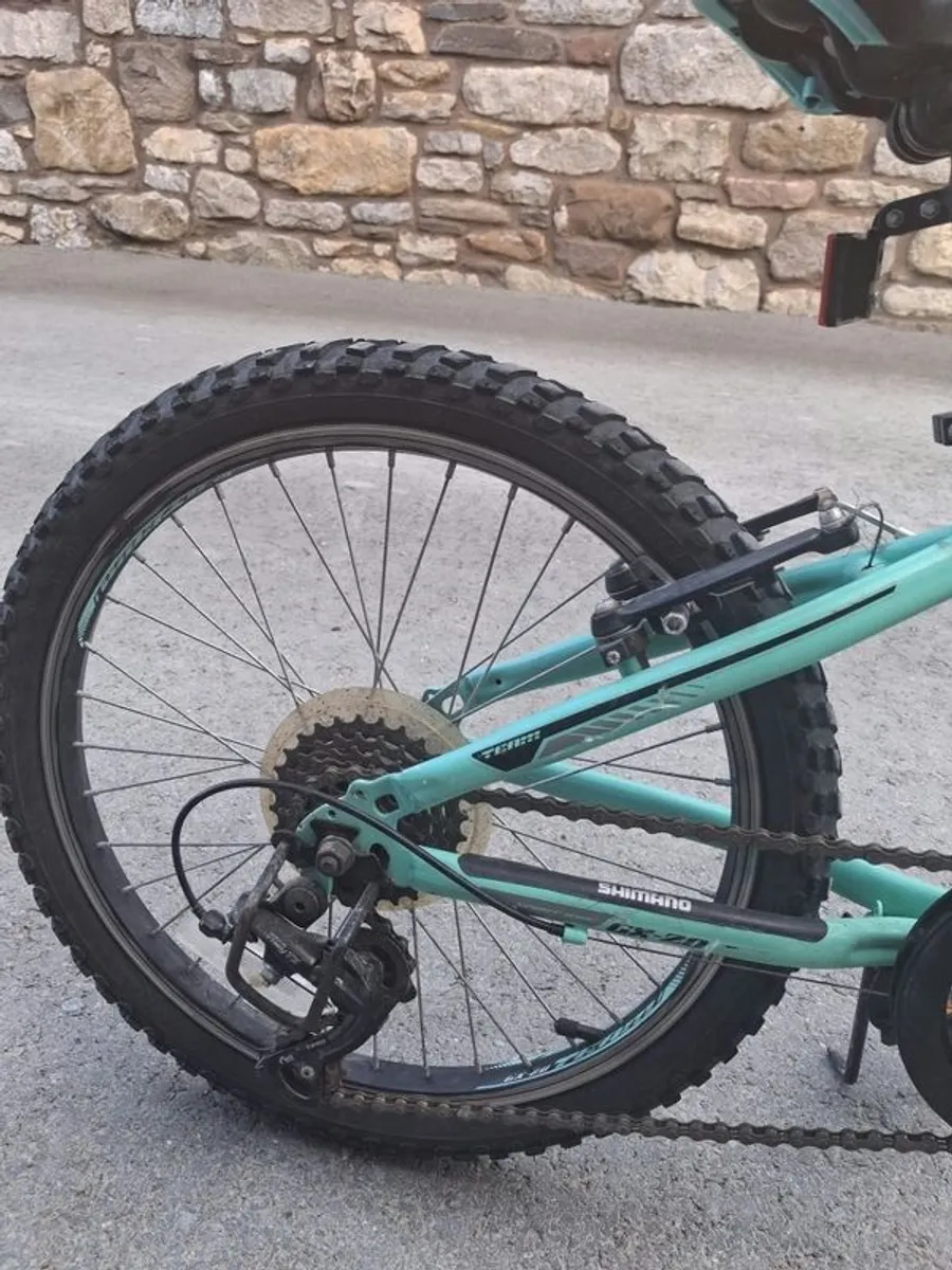 20-inch kids' bike - Image 3
