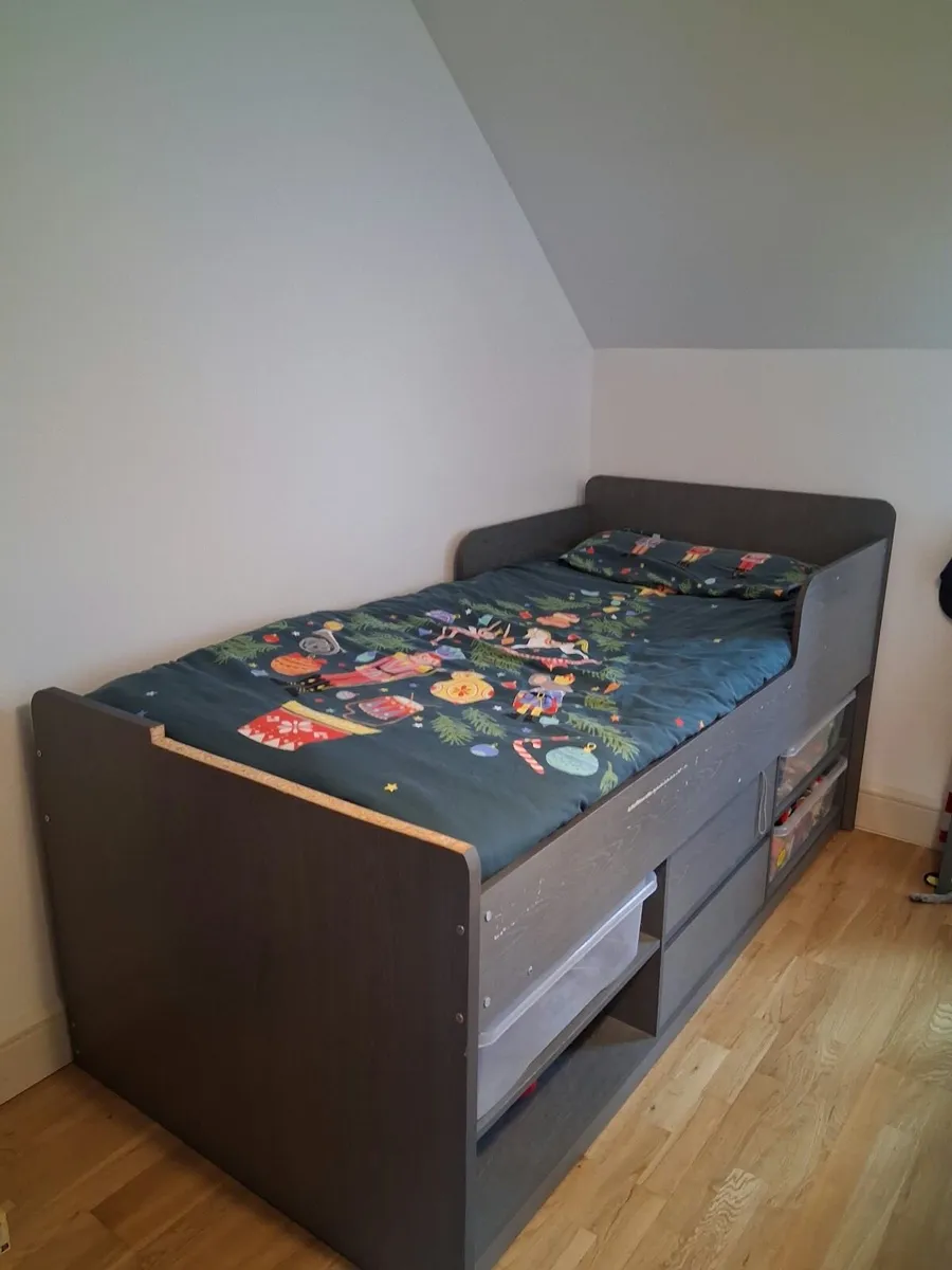 Mid Sleeper Single Bed - Image 2