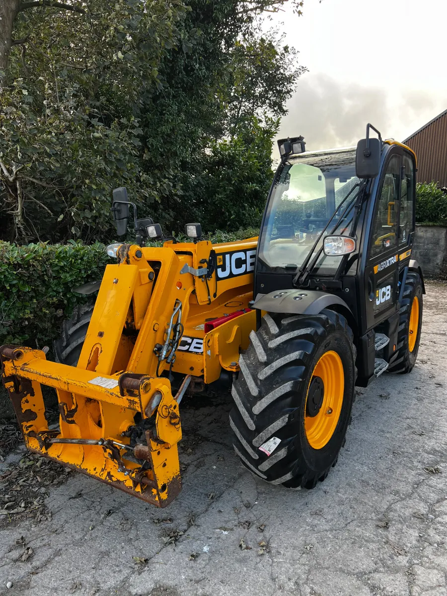 2021 JCB 532-60 Agri - New tyres - Image 4