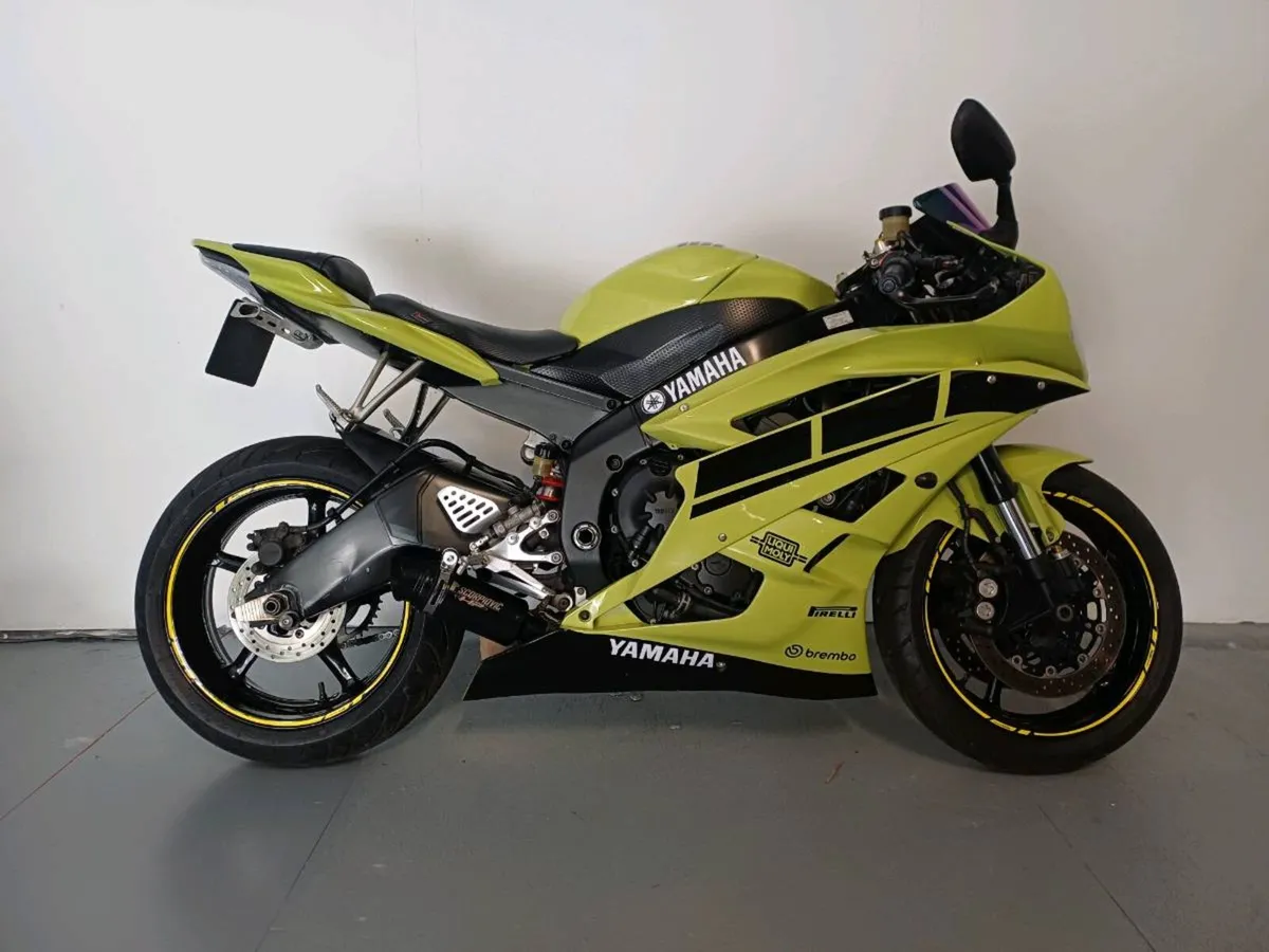 Yamaha R6 - Image 3